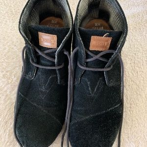Toms black suede booties